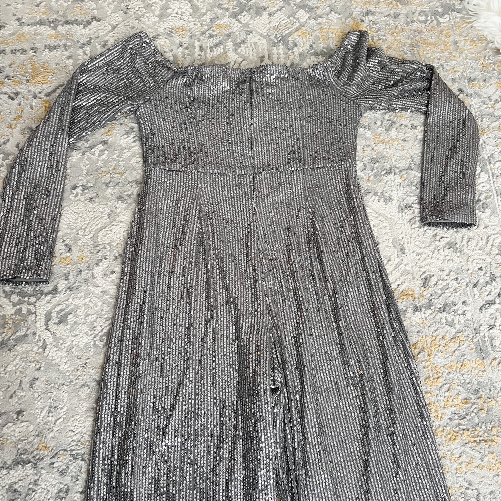 Silver sequin jumpsuit Size 8 Boohoo - Picture 3 of 5